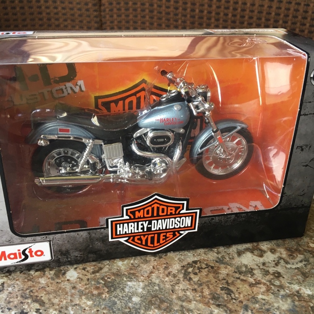 NWT. Harley Davidson toy motorcycle.
